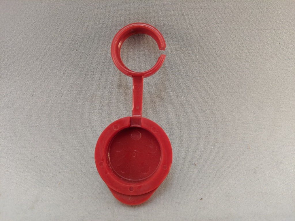 RED CAPS PER EACH
