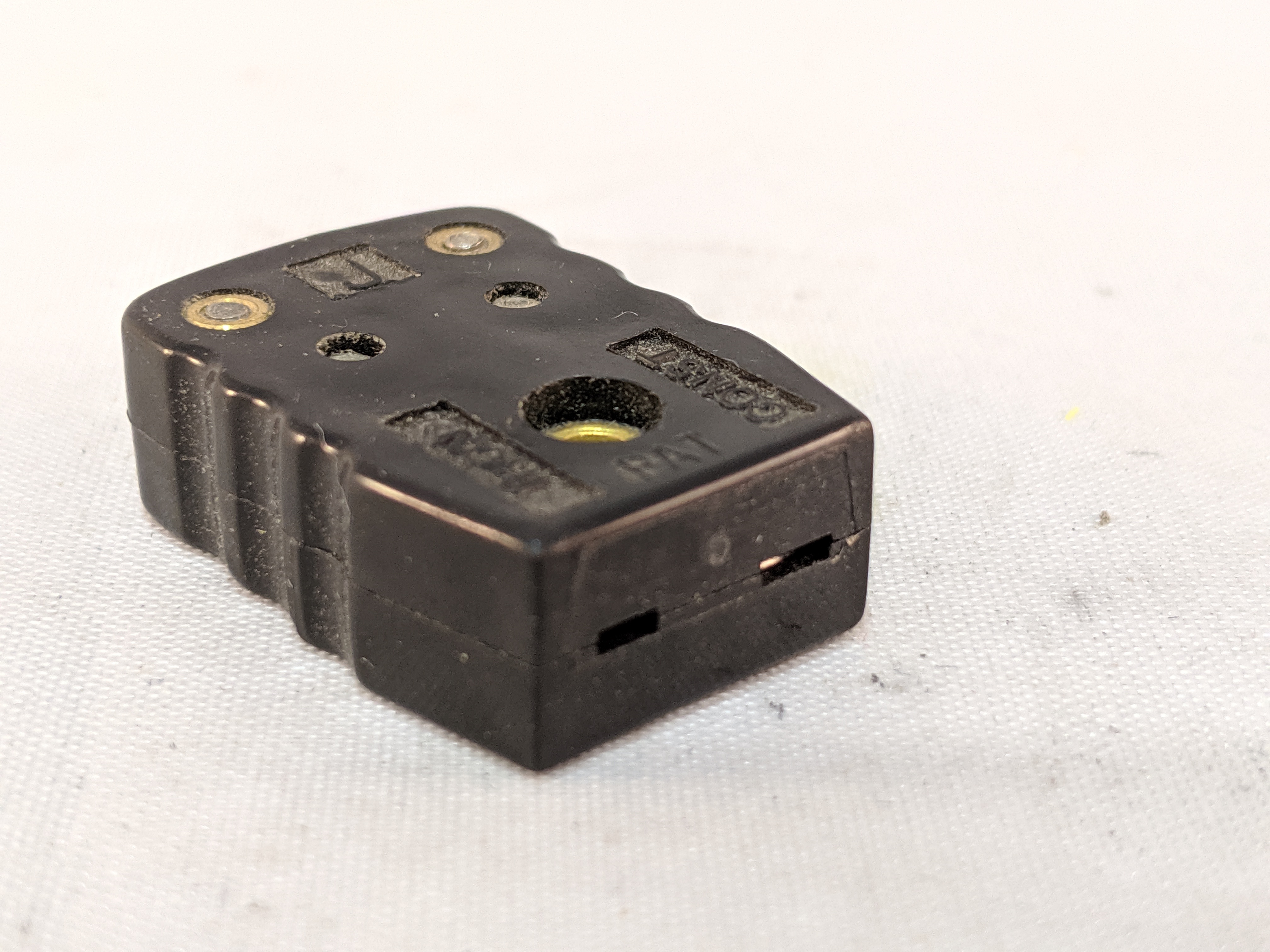 TYPE J CONNECTOR