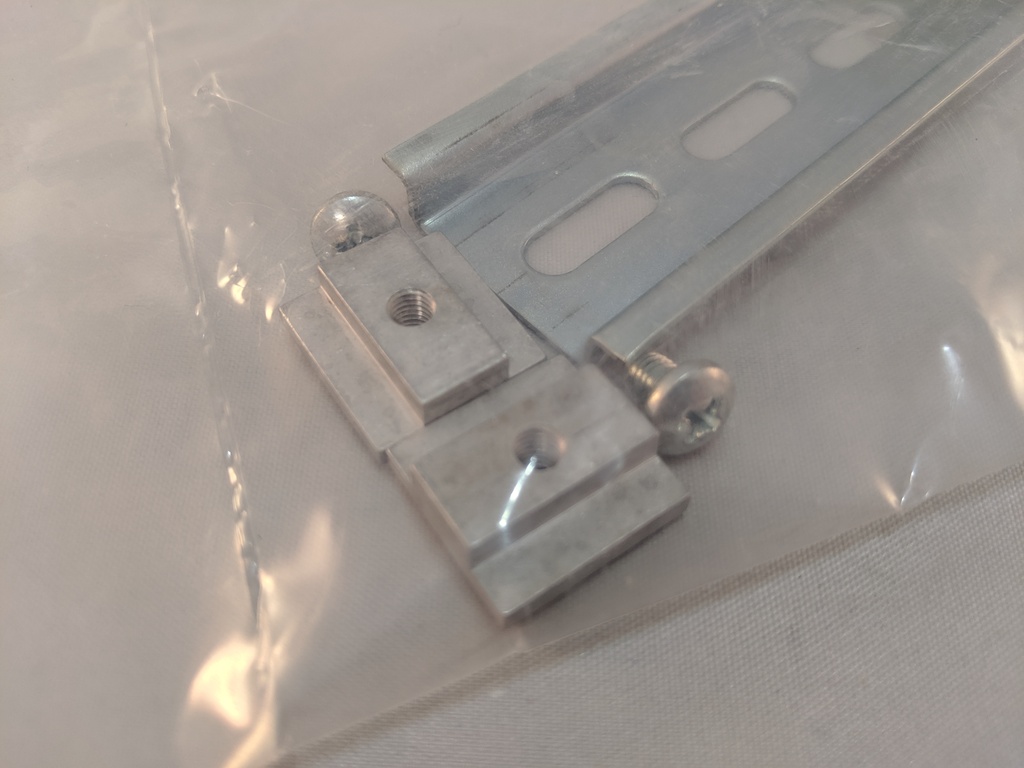 DIN RAIL KIT FOR AH SERIES ENCLOSURE