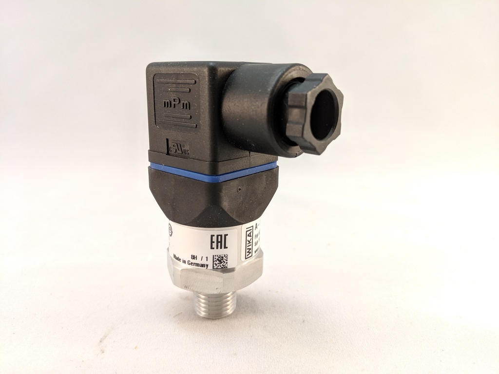 WIKA A-10; 0-2000 psig; 1/4 NPT; 4 ... 20 mA, 2-wire