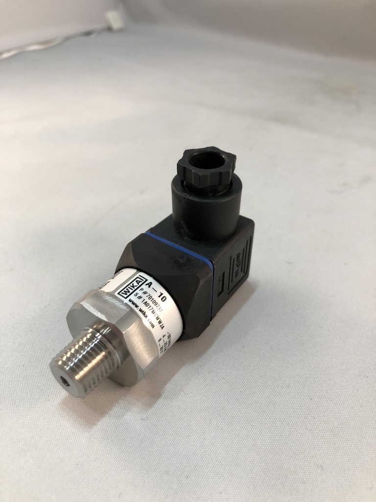 WIKA A-10; -30 InHG Vacuum; 1/4 NPT; 4 ... 20 mA, 2-wire