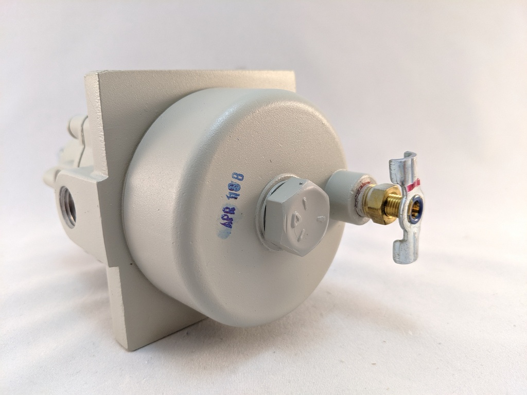 REGULATOR TYPE 50 1/4" PORTS 0-120 PSI W/FILTER & DRIPWELL