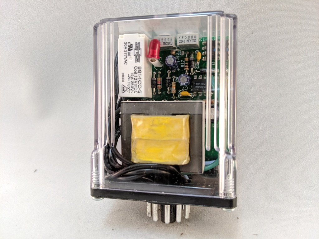 LEVEL CONTROL VARIABLE SENSITIVITY, 120VAC OCTAL