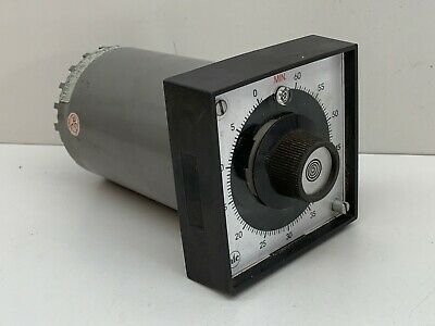 ATC Analog Timer, 60 Minute, 120 VAC, ON Delay, Plug In Style