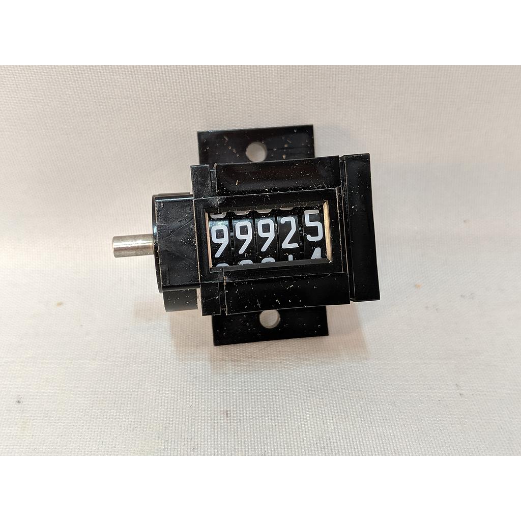 Mechanical Counter, Ratchet Drive, 5 Figure, Flanged Case, Rot#2