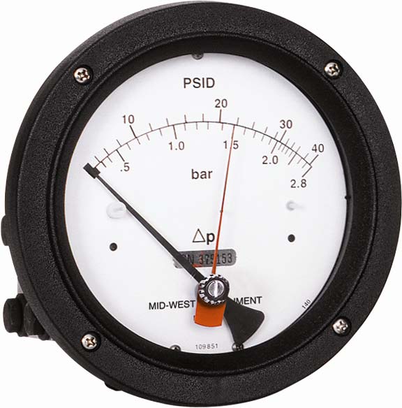 Mid-West 140 SS Differential Pressure Gauge, 4.5" dial, 0 to 3000 psig (0 to 50 psid), 1/4 NPTF End Mount