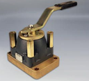 Barksdale 3760 Subplate Mounted HD Valve for Hydraulic Fluid/Water, 1" NPT Ports, Manifold Porting, 3,000 psi Lubricated Water/ Hydraulic Oil, Closed Center Flow Pattern, Three Position