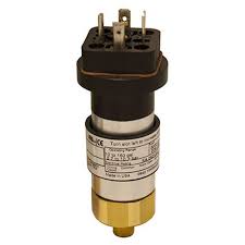 [10-F11] 10 SERIES PRESSURE SWITCH, 10-150PSI, DIN CONNECTION, MATING PART NOT SUPPLIED