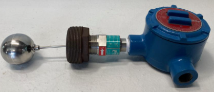 [55690] LS-2050 Series Side Mount Level/Float Switch, 316SS, SPDT 20VA, CSA/FM Approved J Box