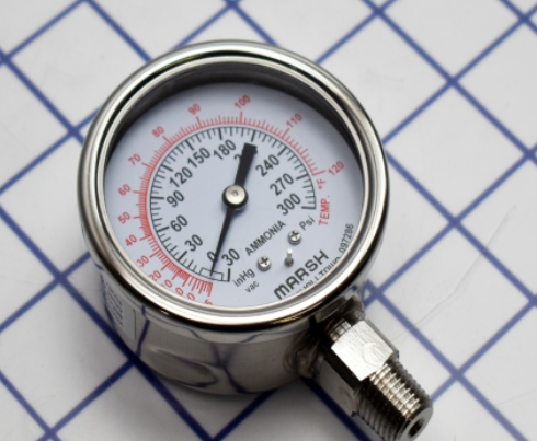 [W0108] Refrigeration Series Amonia Gauge •Range 30" Hg/300 psi 2.5" 1/4"npt lower mount