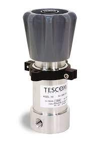 [54-2061D34] Tescom 54-2000 Series Pressure Regulator, 200-10,000psi, 1/4" NPT, Buna-N O-ring, Medium Pressure, 3/8" Port Type
