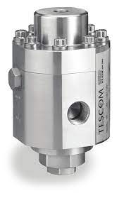 [26-1261-3121] Tescom 26-1200 Externally Loaded Pressure Reducing Regulator, 316 SS Body, 3/4" MS33649 Inlet/Outlet Ports,1/2" Orifice Size,  Cv 3.3